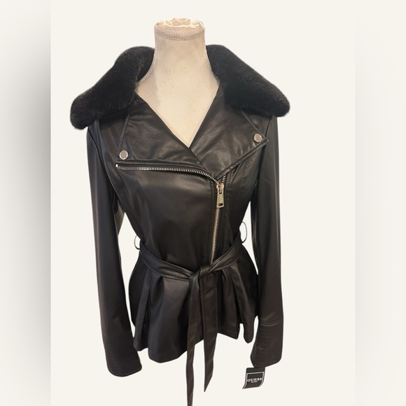 🆕 Guess Women's Faux-Fur Trim Faux- Leather Asymmetric Belted Jacket Small - Picture 3 of 8